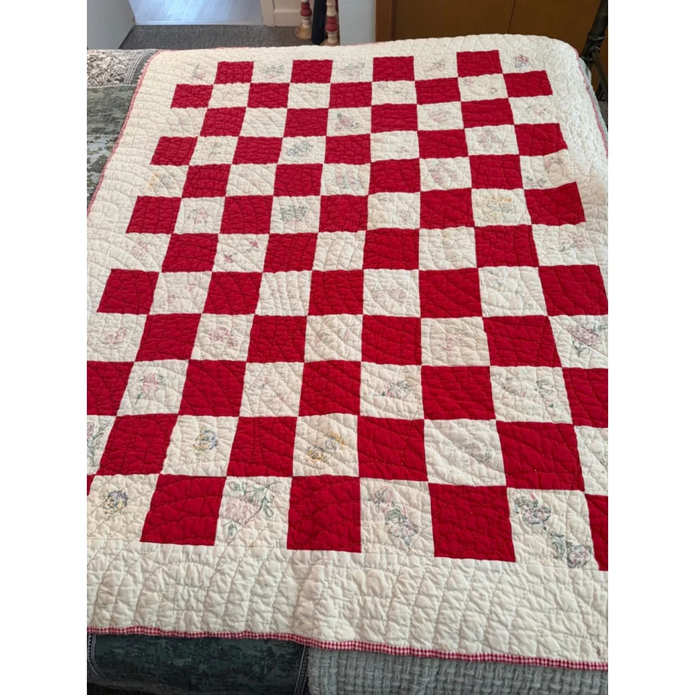 Vintage Hand Quilted Red White Patchwork Quilt Farmhouse Gingham Back 57x44